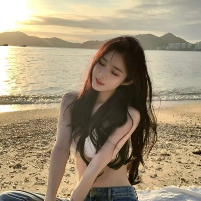 索女罗拉封面