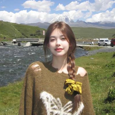 蛇发女妖封面